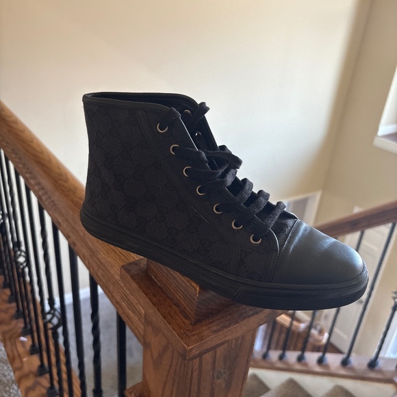 Gucci Other - Gucci GG high (Black)